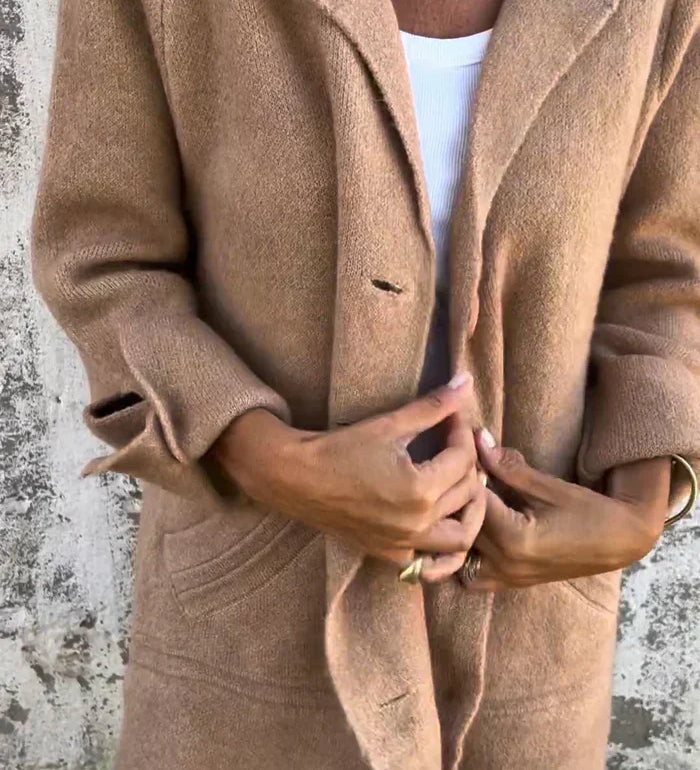 Nika - Chic Minimalistický Kabát