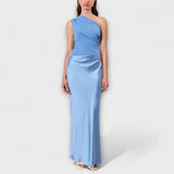 Maxi šaty s odhalenými rameny