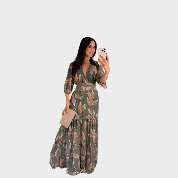 Dlouhá šaty s květinovým vzorem a pohodlným střihem pro elegantní dny